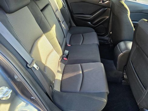 Used 2015 MAZDA MAZDA3 i Touring image 23
