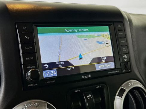 Used 2014 Jeep Wrangler Sahara w/ Connectivity Group AWD/4WD image 26