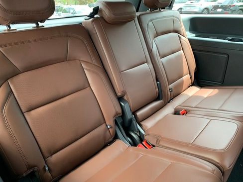 New 2026 Lincoln Navigator Reserve AWD/4WD image 14