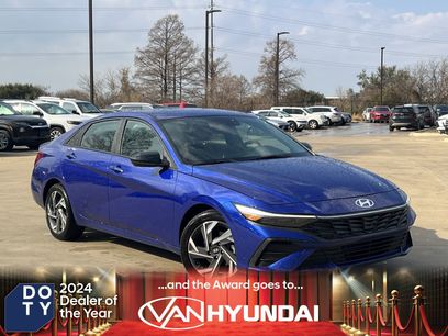 Used 2025 Hyundai Elantra Sport w/ Cargo Package