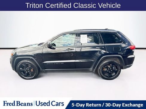 Used 2019 Jeep Grand Cherokee Laredo AWD/4WD image 5