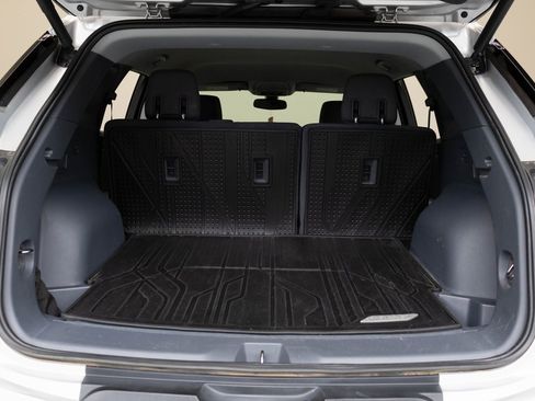 Used 2020 Chevrolet Blazer LT image 13