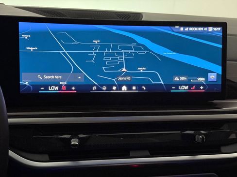 Used 2025 BMW X7 xDrive40i image 35