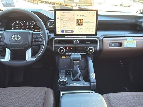 New 2026 Toyota 4Runner Limited image 18