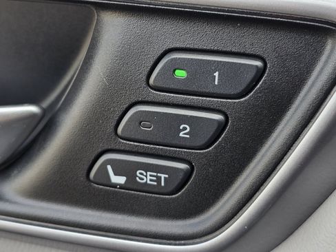 Used 2017 Honda CR-V EX-L image 17