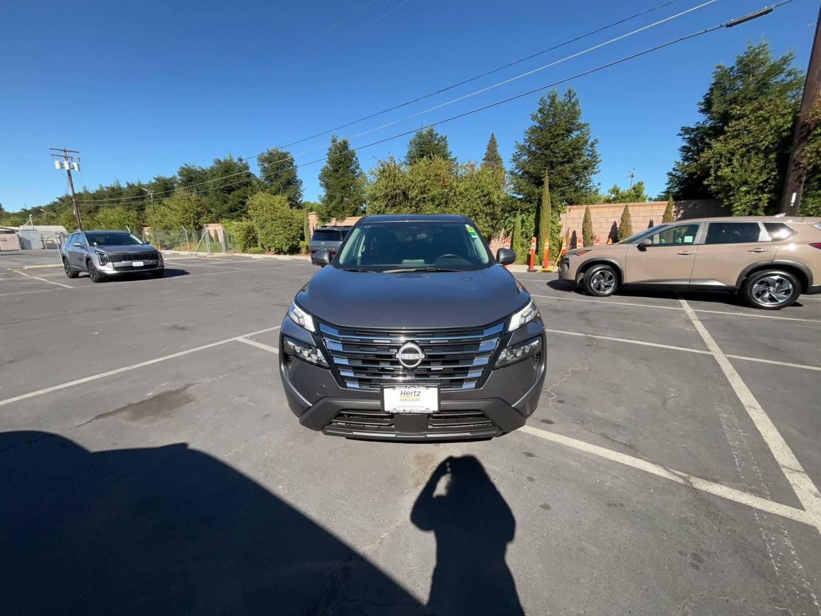 Used 2025 Nissan Rogue SV AWD/4WD image 4