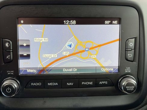 Used 2017 Jeep Renegade Latitude image 27