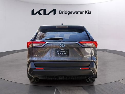 Used 2024 Toyota RAV4 LE image 5