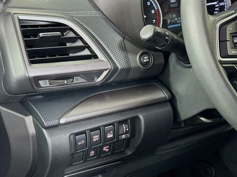 Used 2022 Subaru Forester Premium AWD/4WD image 20