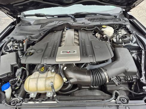 Used 2020 Ford Mustang GT image 9