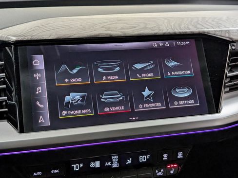 Used 2024 Audi Q4 e-tron Premium Plus image 37