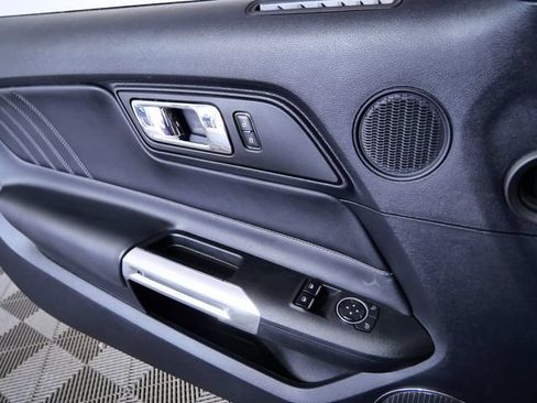 Used 2015 Ford Mustang Premium RWD image 26