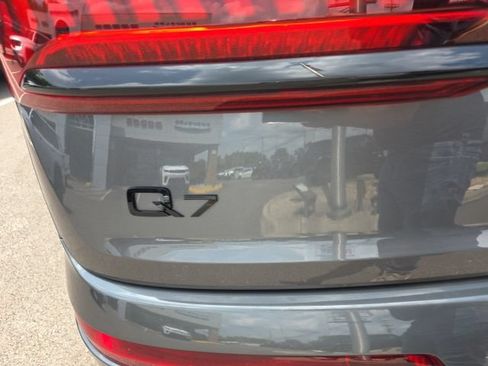 Used 2023 Audi Q7 3.0T Prestige AWD/4WD image 36