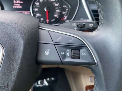 Used 2023 Audi Q5 2.0T Premium w/ Convenience Package image 22