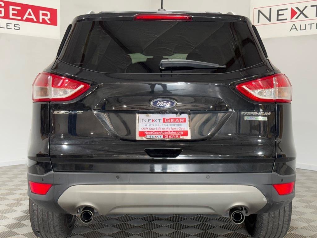 Used 2013 Ford Escape Titanium w/ Parking Technology Pkg FWD image 9