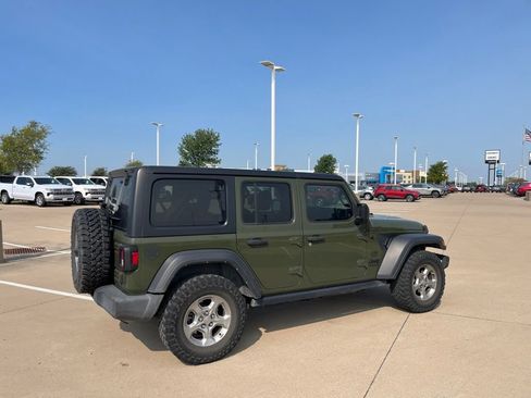 Used 2021 Jeep Wrangler Unlimited Sport AWD/4WD image 5