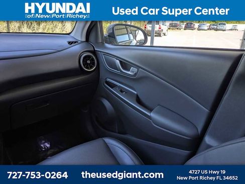 Used 2023 Hyundai Kona Limited image 19