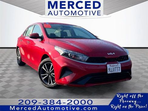 Used 2024 Kia Forte LXS w/ LXS Technology Package FWD image 1