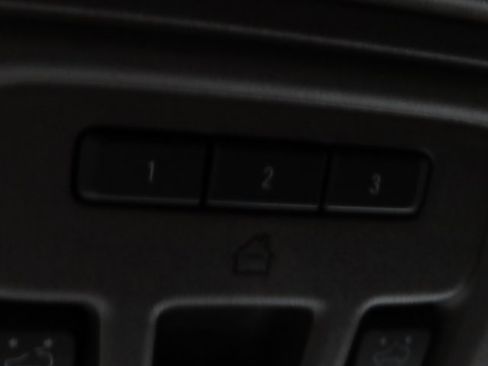 Used 2022 GMC Sierra 1500 Denali image 41