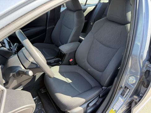 Used 2021 Toyota Corolla LE FWD image 14