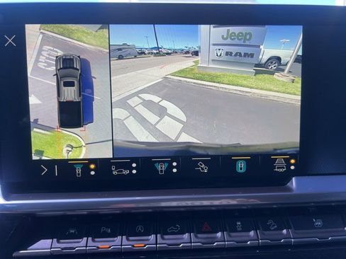 Used 2023 Chevrolet Silverado 1500 LT Trail Boss w/ LT Trail Boss Premium Package image 50