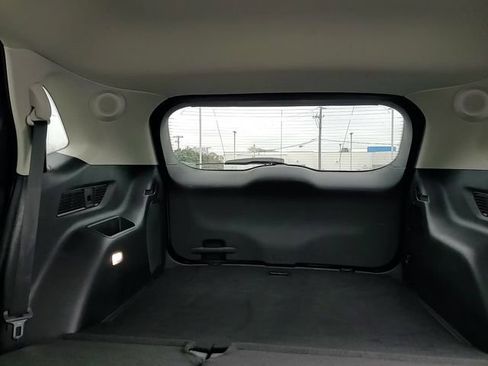 Used 2024 Ford Edge Titanium image 27