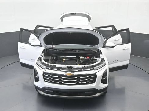 Used 2026 Chevrolet Equinox LT FWD image 72
