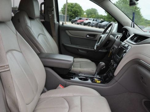 Used 2015 Chevrolet Traverse LT image 15