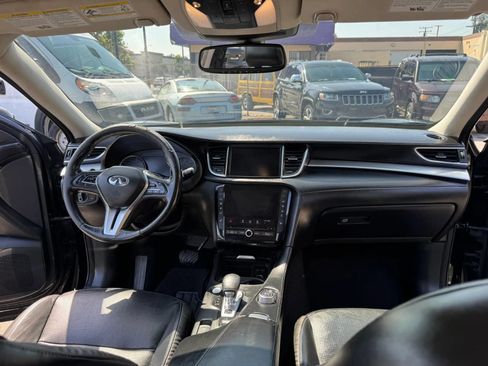 Used 2020 INFINITI QX50 Essential w/ Convenience Package FWD image 12