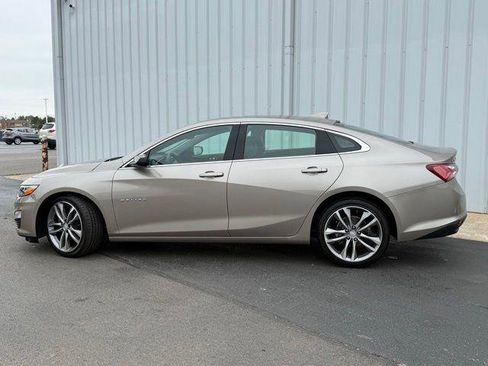 Used 2024 Chevrolet Malibu LT FWD image 2