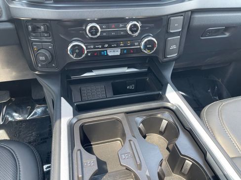 Used 2025 Ford F250 Platinum AWD/4WD image 11