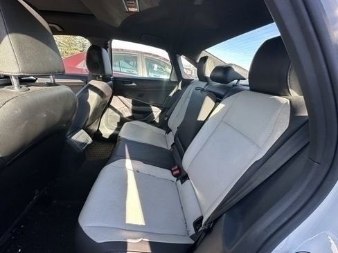 Used 2021 Volkswagen Jetta R-Line w/ R-Line Cold Weather Package image 24