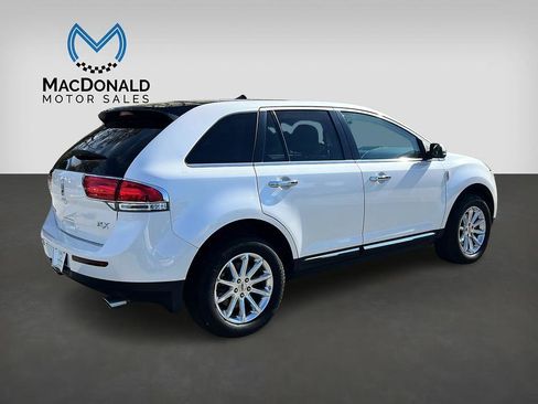 Used 2015 Lincoln MKX FWD w/ Equipment Group 102A image 7