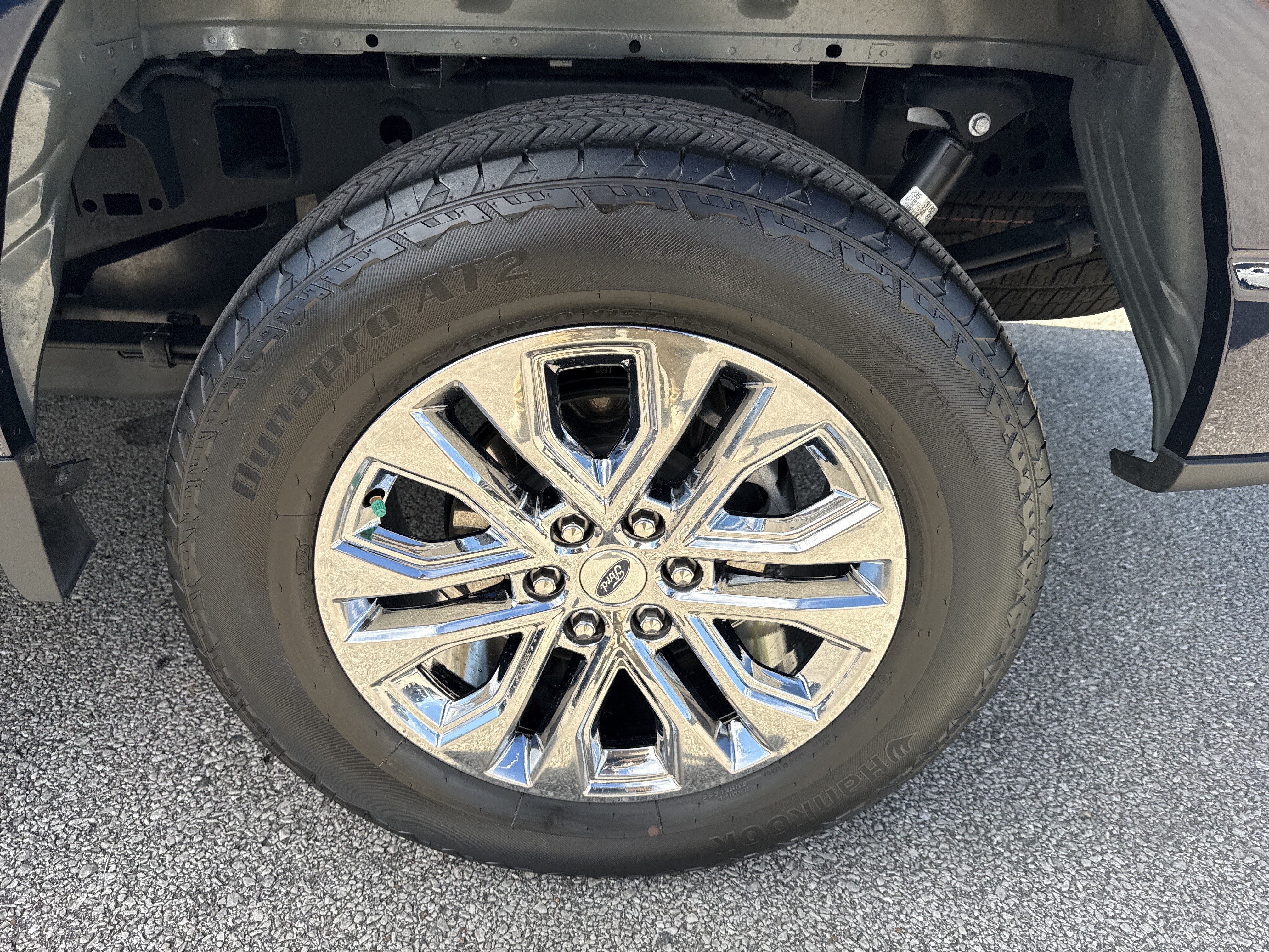 Used 2024 Ford F150 Lariat w/ Mobile Office Package AWD/4WD image 19