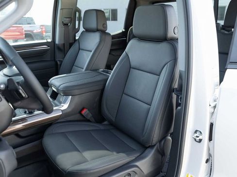 New 2026 Chevrolet Silverado 1500 RST image 13