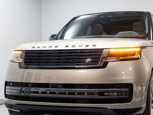Used 2025 Land Rover Range Rover SE AWD/4WD image 80