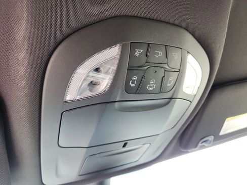 New 2026 Chrysler Pacifica Select FWD image 26