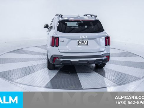 Used 2024 Kia Sorento SX Prestige image 9