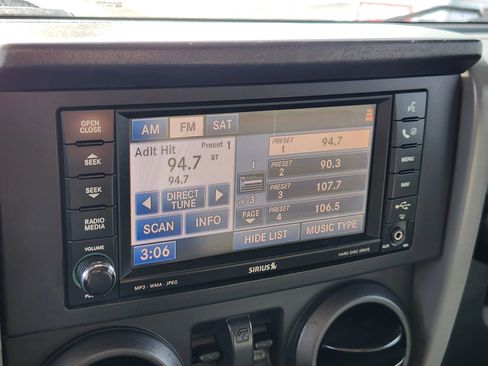 Used 2007 Jeep Wrangler Sahara w/ PWR Convenience Group image 23