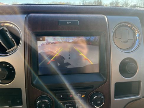 Used 2013 Ford F150 King Ranch w/ King Ranch Luxury Pkg image 15