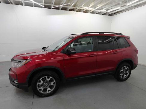 Used 2023 Honda Passport TrailSport image 8