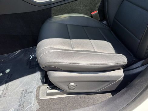 Used 2021 Mercedes-Benz GLE 450 4MATIC image 19