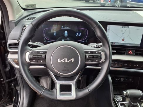 Used 2024 Kia Sportage EX image 23