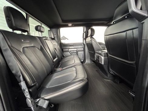Used 2019 Ford F150 Platinum w/ Technology Package AWD/4WD image 18