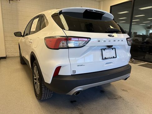 Used 2022 Ford Escape SEL image 39