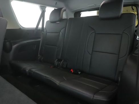 Used 2018 Chevrolet Suburban LT AWD/4WD image 28