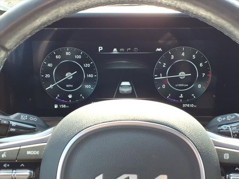 Used 2024 Kia Carnival SX Prestige FWD image 22