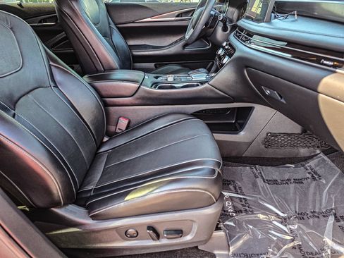 Used 2022 INFINITI QX60 Luxe w/ Cargo Package AWD/4WD image 42