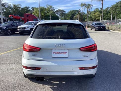 Used 2018 Audi Q3 2.0T Premium w/ Convenience Package image 14