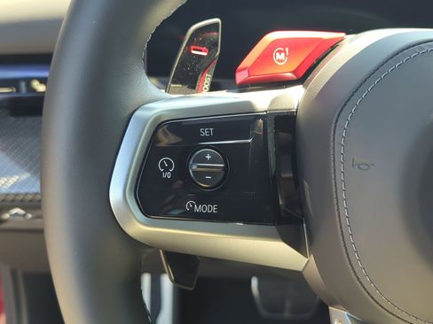 Used 2025 BMW M5 w/ Carbon Package image 19